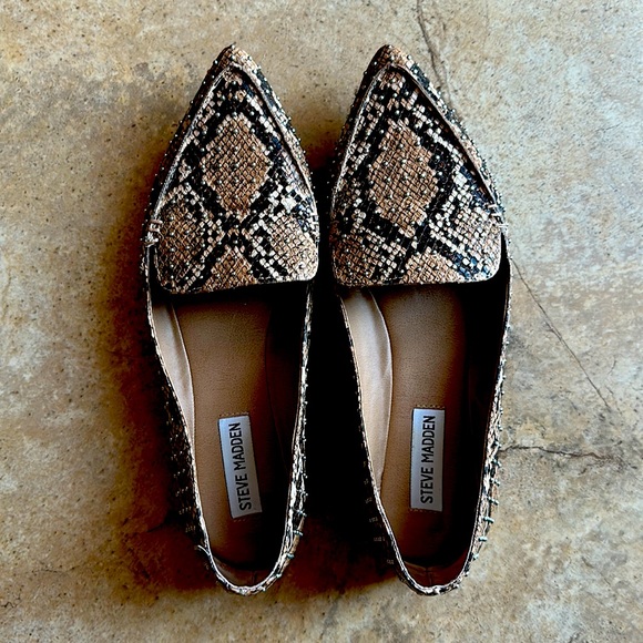 Steve Madden Low Profile Loafers - Picture 1 of 1